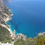 Nicoletta سانتا ماريا نافاريز