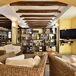 Nicoletta فندق