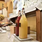 Nicoletta 3*