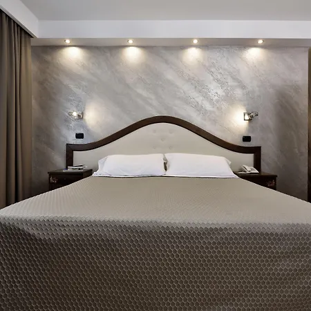 Nicoletta Santa Maria Navarrese